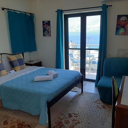 Ela Mesa Aparthotel Vathikoilon Exteriör bild