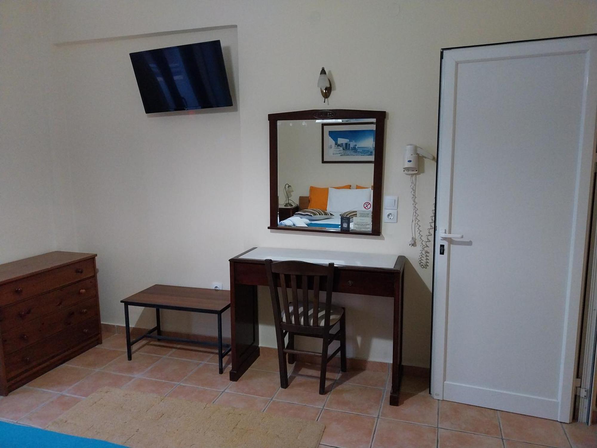 Ela Mesa Aparthotel Vathikoilon Exteriör bild