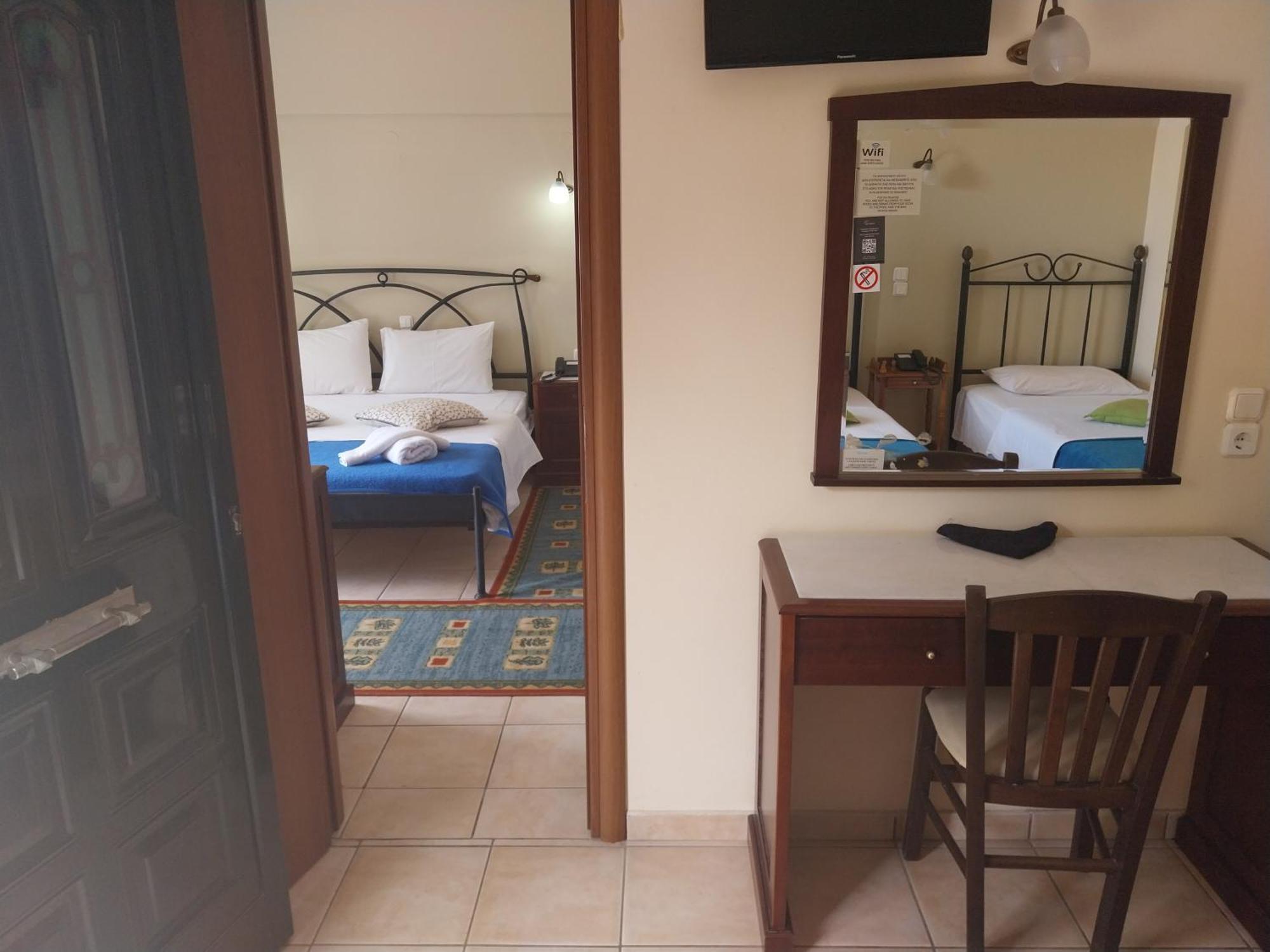 Ela Mesa Aparthotel Vathikoilon Exteriör bild