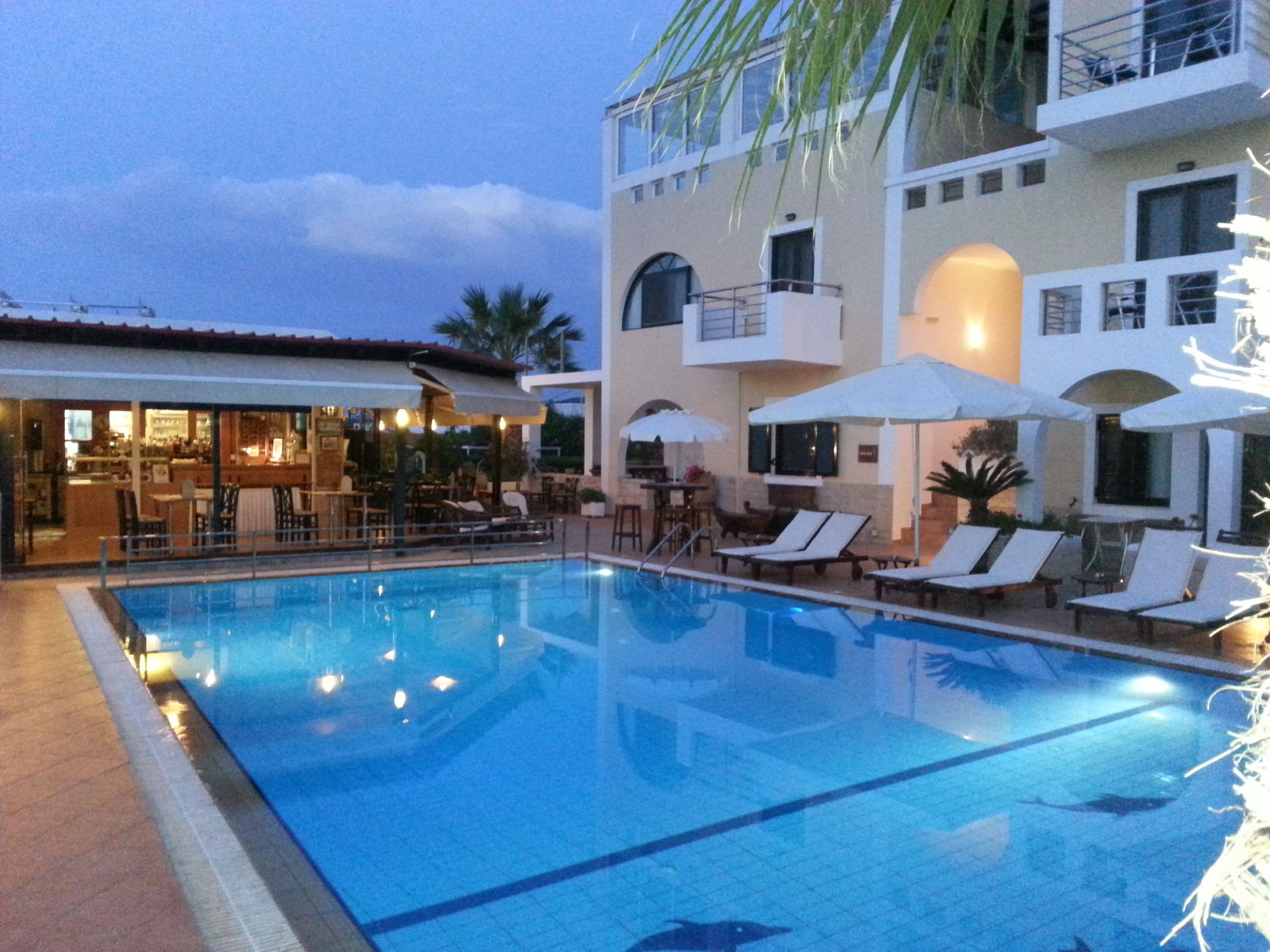 Ela Mesa Aparthotel Vathikoilon Exteriör bild